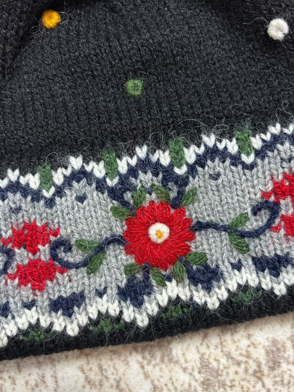 Vintage Orvis Floral Nordic Winter Beanie - Picture 2 of 6